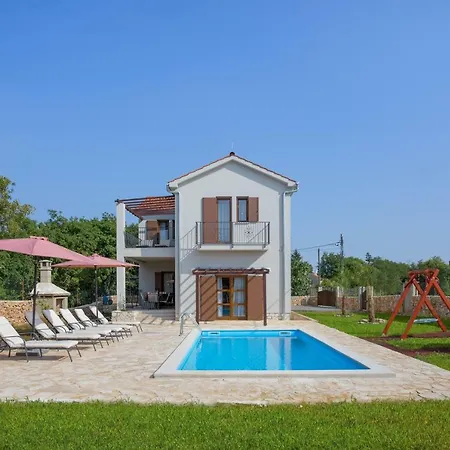 Marko Villa Kras